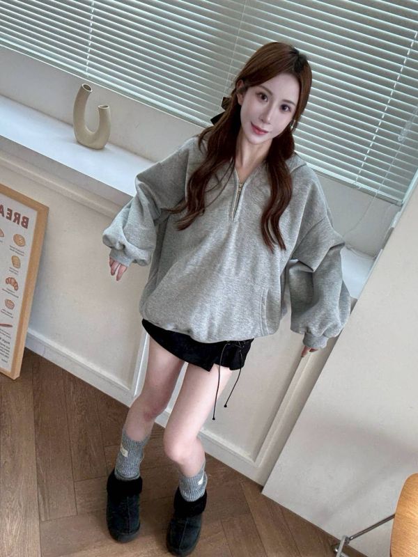 小金標拉鍊刷毛帽Tee 