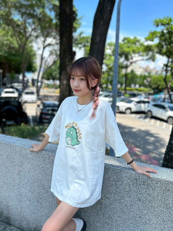 NEVERULES 恐龍插畫Tee 