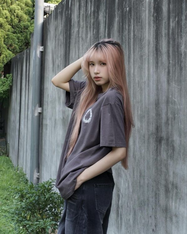 現貨【狠殺街頭】煙霧字母短Tee 