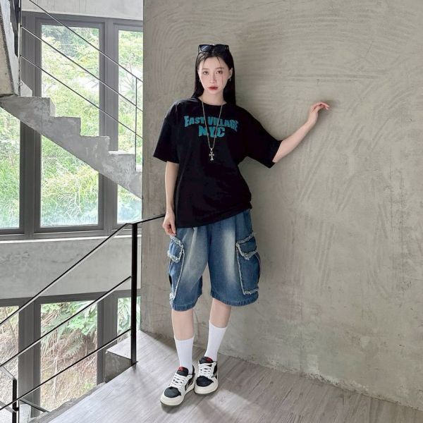 EAST VILLAGE N.Y.C 英字Tee 