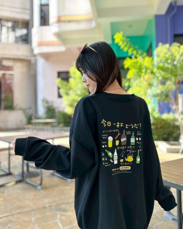 【現貨+預購】韓國酒印花大學Tee 