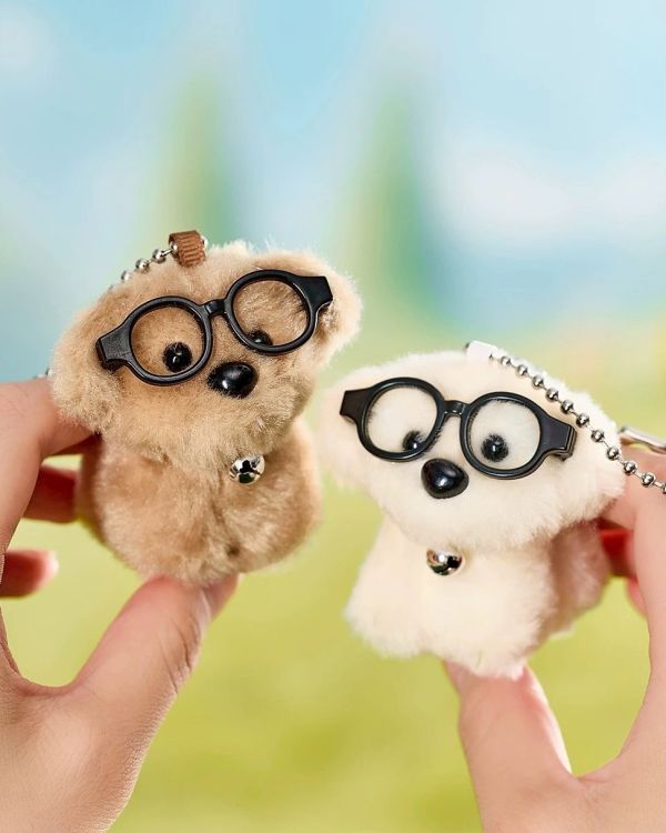 【現貨】毛絨眼鏡狗狗吊飾 