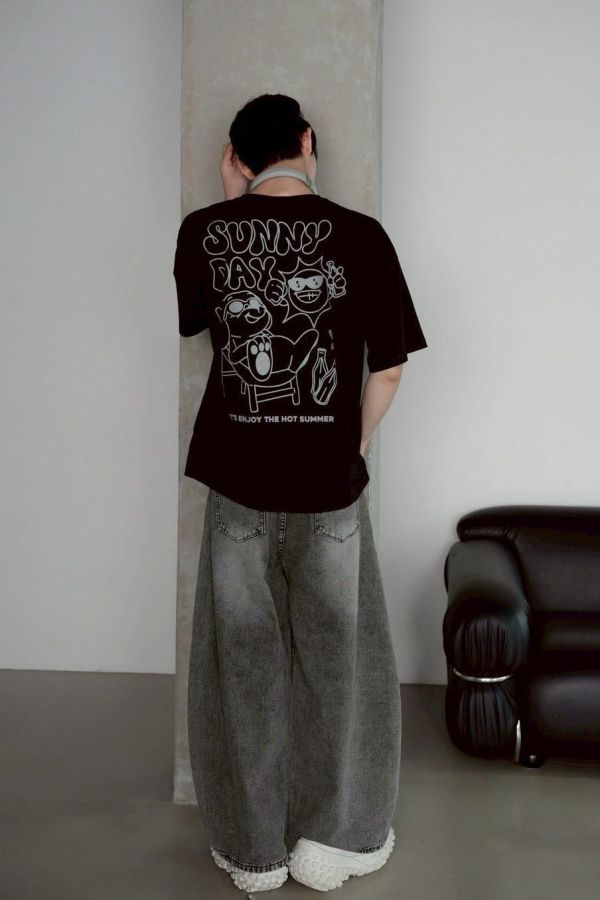 【現貨】SUNNY DAY日光浴狗狗印花短Tee 