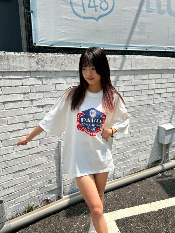 【現貨】PARIS巴黎徽章美式印花Tee 