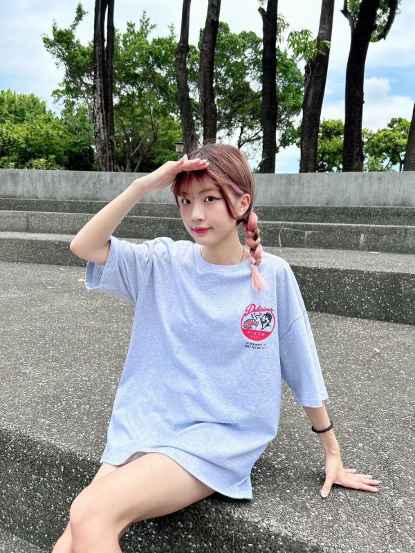 【現貨】美式PIZZA攤印花Tee 