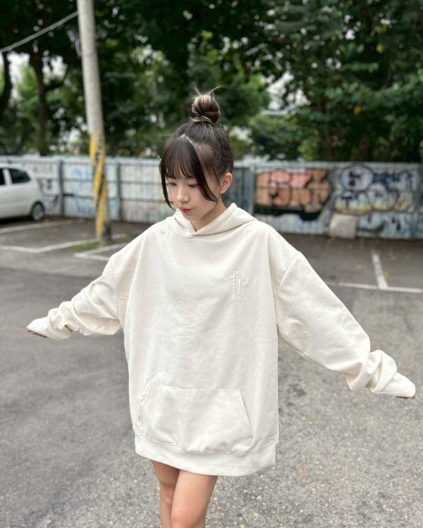 【現貨】歌德刺繡麂皮帽Tee 