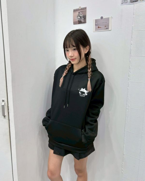 【現貨】紙箱貓咪刷毛帽Tee 