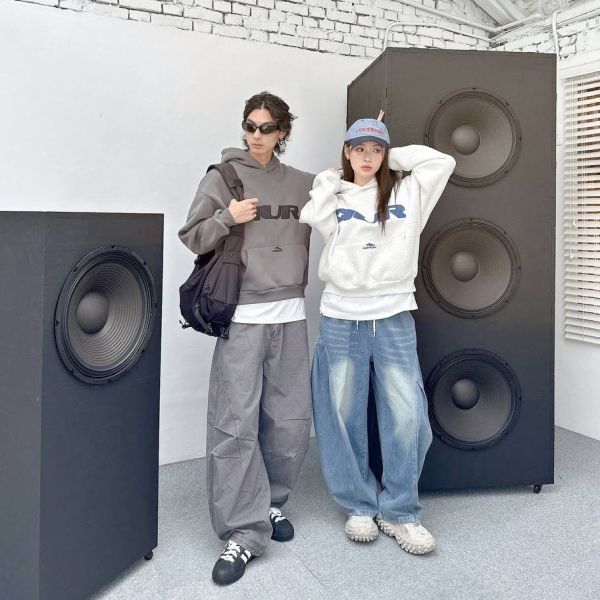 【現貨】AUR刺繡短寬版型帽Tee 