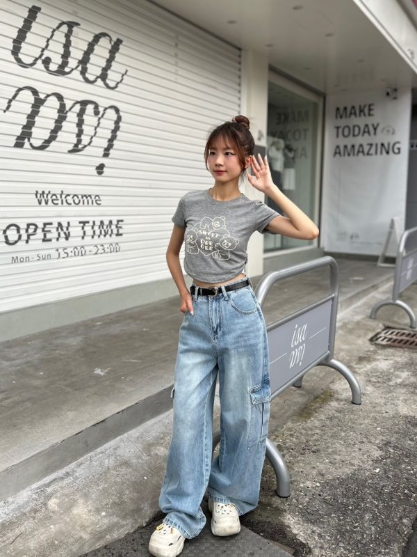 【現貨】側抓皺圓領彈性小熊短版上衣 