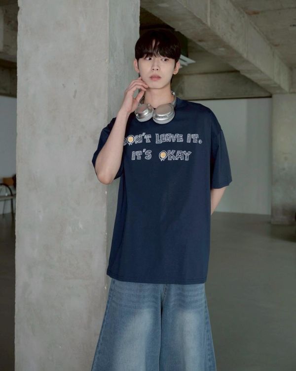 【SORONA®】DON’T LEAVE IT.插畫手寫涼感短Tee 