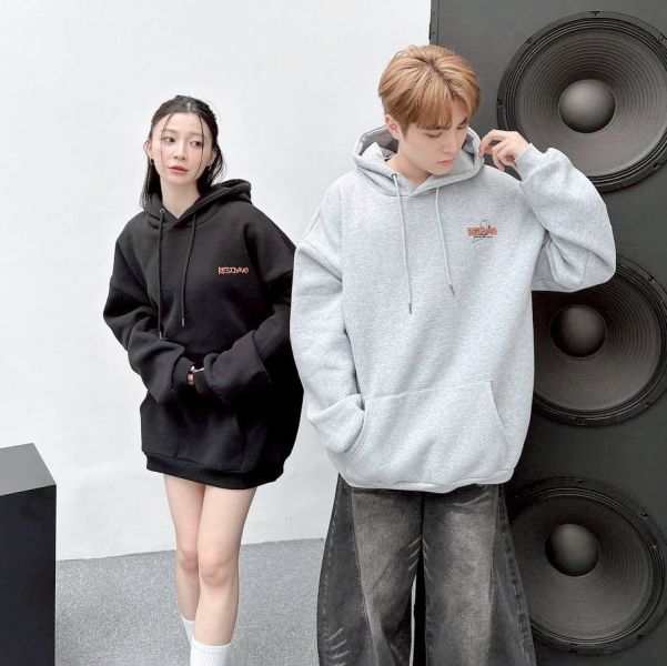 RESTDING恐龍塗鴉刷毛帽Tee 