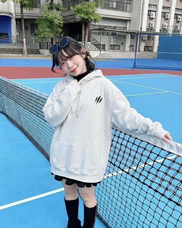 現貨【牛奶暖絨】爆富柴犬牛奶絨帽Tee 