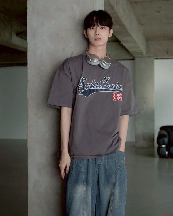 【現貨】Saintlouis86刺繡短Tee 