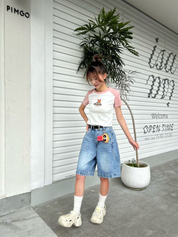 【現貨+預購】飛天小女警舉重短版上衣 