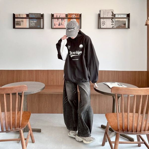 【現貨】 Brooklyn連帽拼接印花風衣 