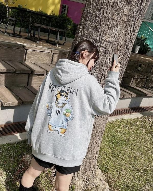 現貨【牛奶暖絨】爆富柴犬牛奶絨帽Tee 