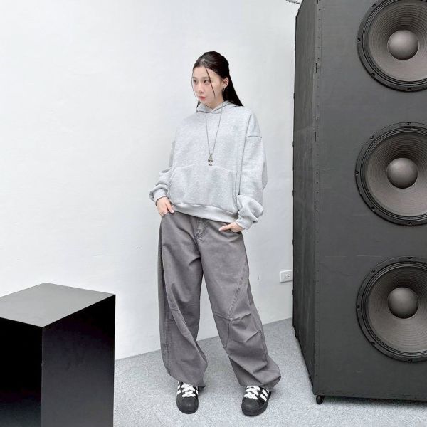 【現貨】短寬素色刷毛帽Tee 