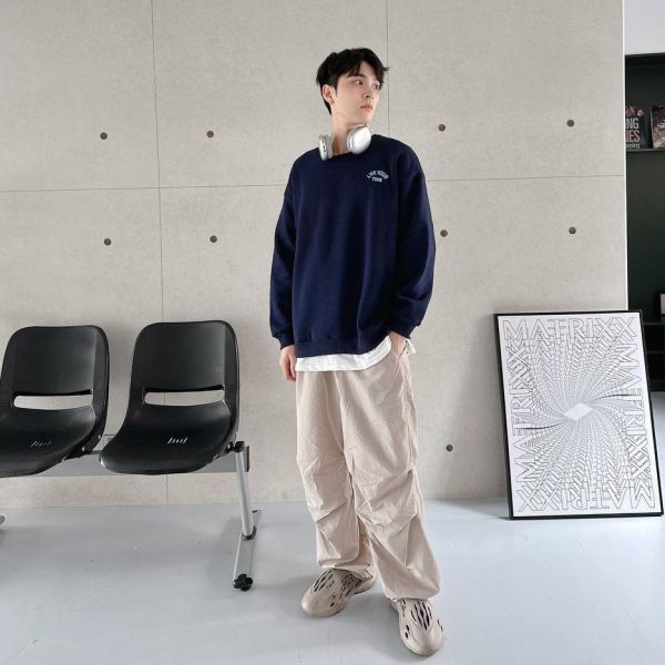 STAYALONE看書男孩刷毛大學Tee 