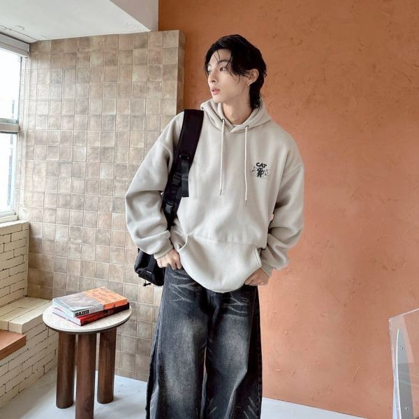 CAT WASH貓咪簍空字刷毛帽Tee 