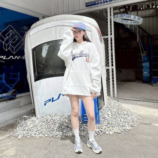 Saintlauis 86貼布刺繡刷毛帽Tee 