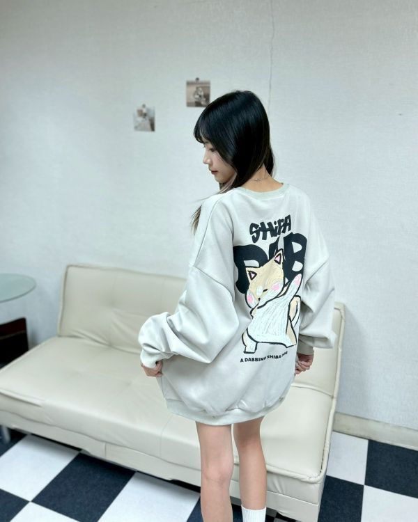 【現貨+預購】SHiBA DAB柴犬塗鴉大學Tee 