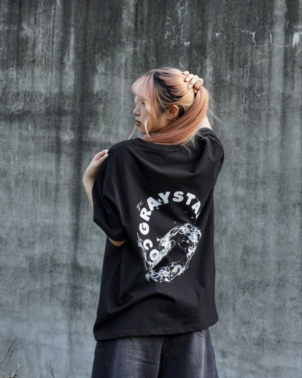 現貨【狠殺街頭】煙霧字母短Tee 