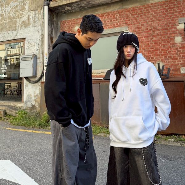 Cross Challenges發泡愛心切割刷毛帽Tee 