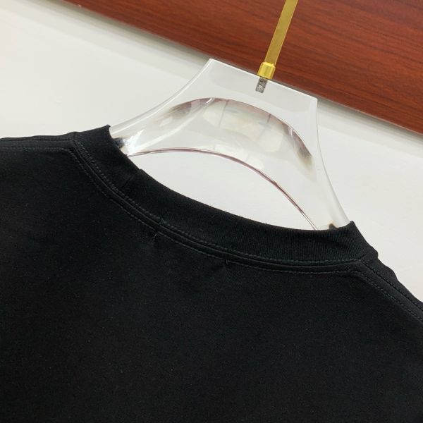 巴黎單穿打底都是首選 高定面料 