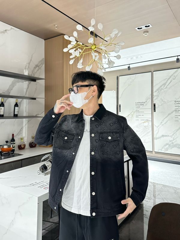 迪奧25早春新款水洗字母牛仔外套 