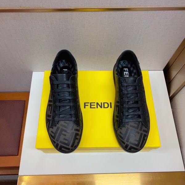 【Fend*】經典款休閒鞋 