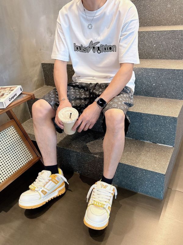 LV      2025夏季新款男士休閒短褲 