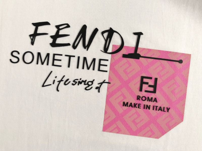 FEND*合身版型立體膠印經典短袖 