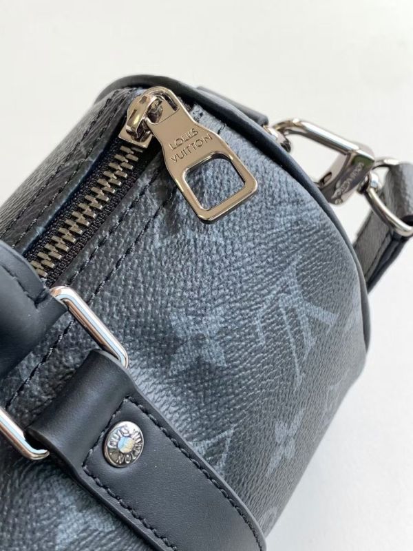 M45947黑花 推出Aerogram的新款 