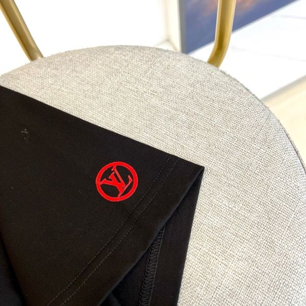 字母logo寬松顯瘦休閒圓領短袖t恤 