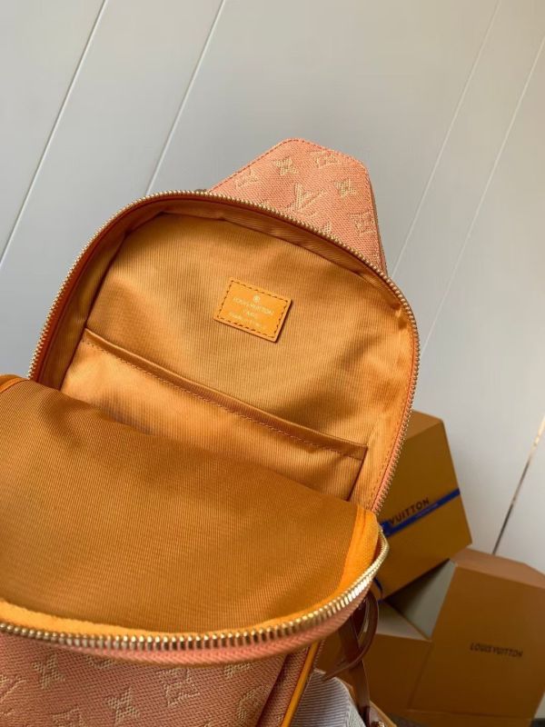 變碼芯片 M12869黃色 AVENUE 單肩包 