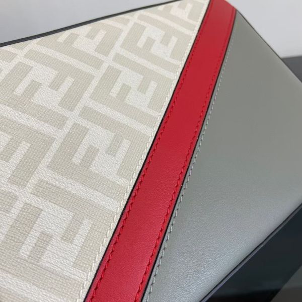 Fendi芬迪 經典復古相機包 