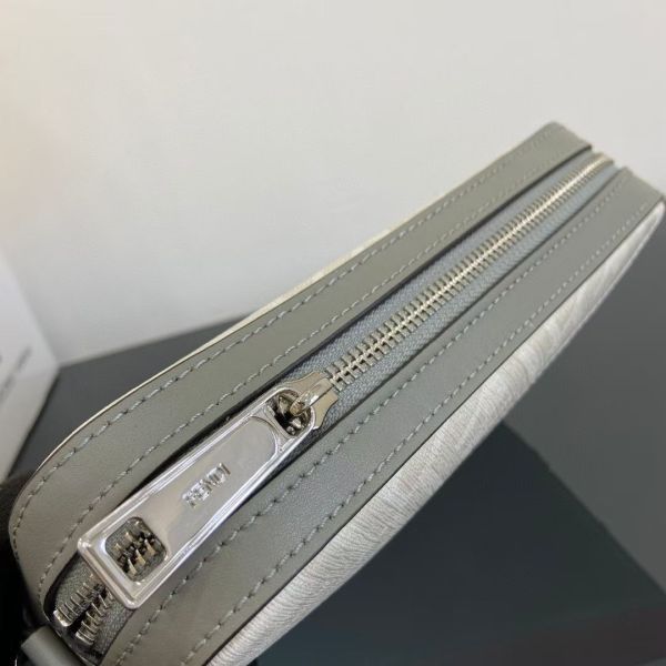 Fendi芬迪 經典復古相機包 