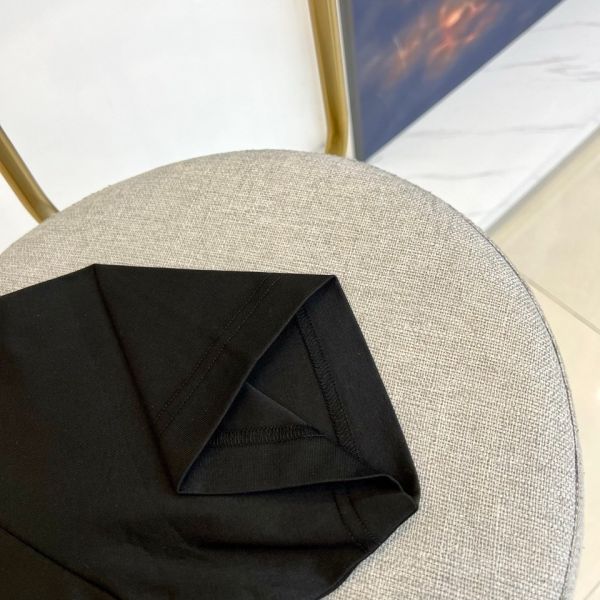 蒙口、25s春夏新品微廓圓領T恤 