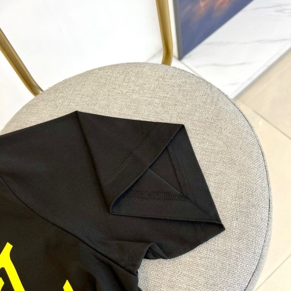 春夏新品微廓圓領T恤衫 