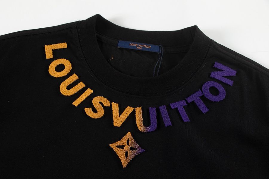 LV路易彩色牙刷毛巾繡工藝情侶款 