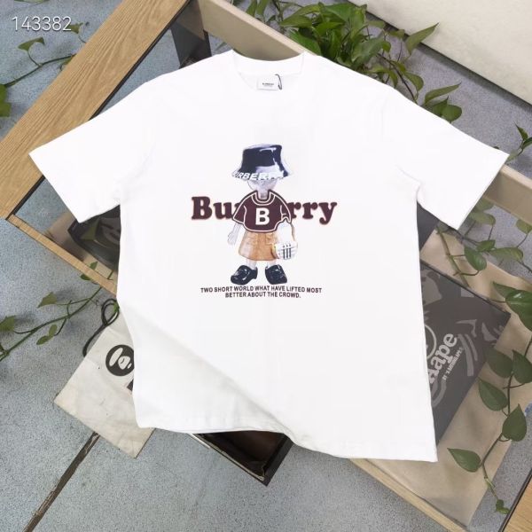 Burberry巴寶莉玩偶小人圖案字母 