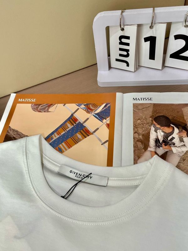 紀梵希 2025春夏款/官網同步 