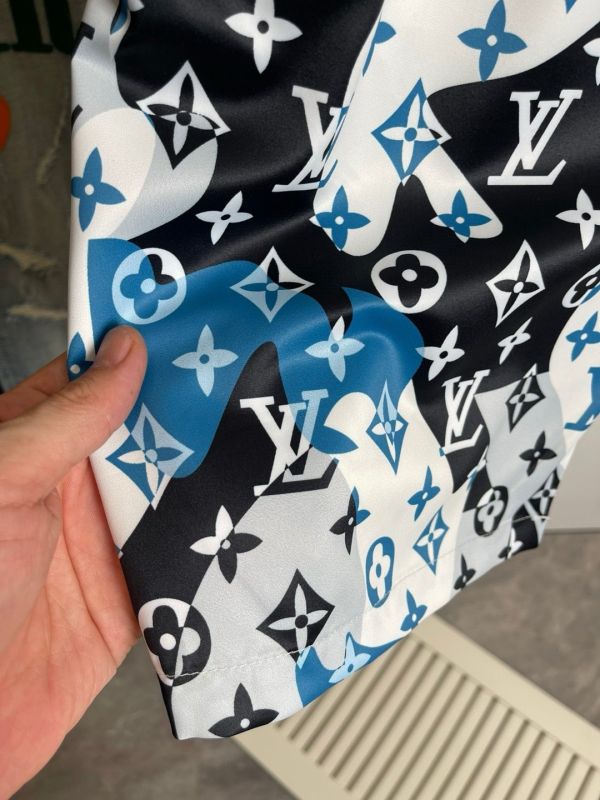 LV路易威登  夏季新款男士休閒短褲沙灘褲 