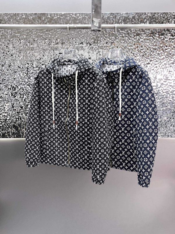 LV 官網同款，三標齊全 