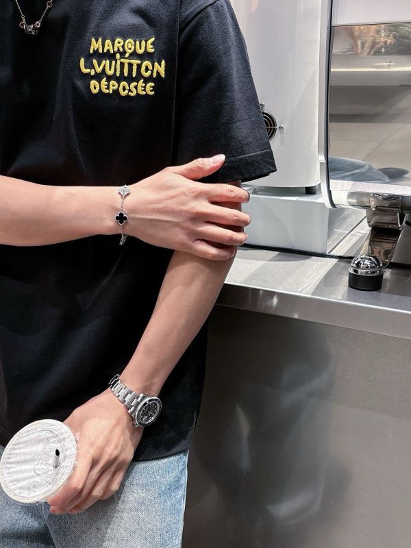 LV 春夏新款棉質圓領短袖T恤 