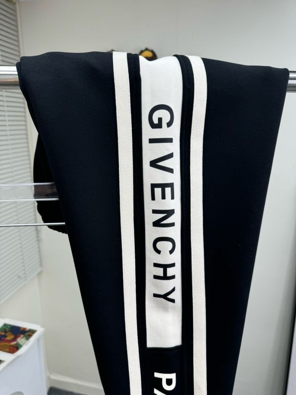 紀梵希  頂級貨品 