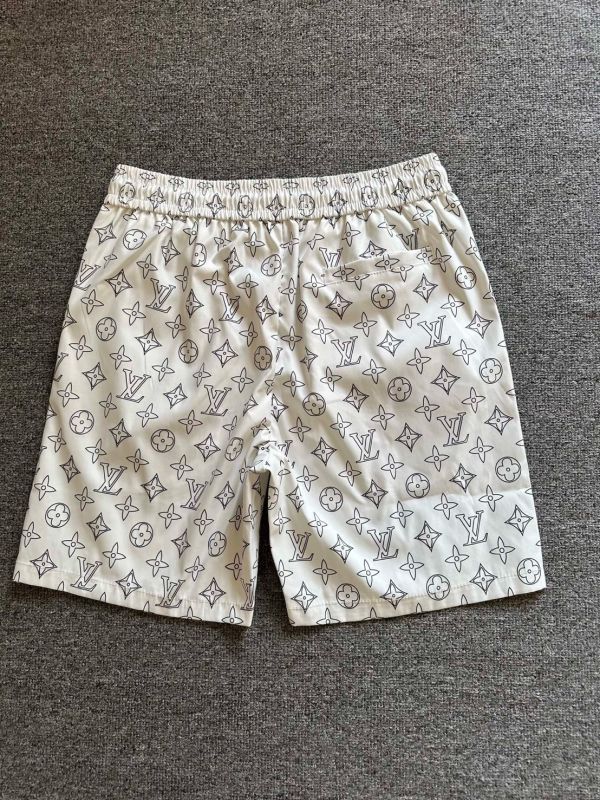 2025夏季最新款 男士休閒短褲，沙灘褲 