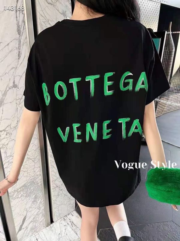 BOTTEGA VENETA 葆蝶家撞色字母印花短袖T恤 