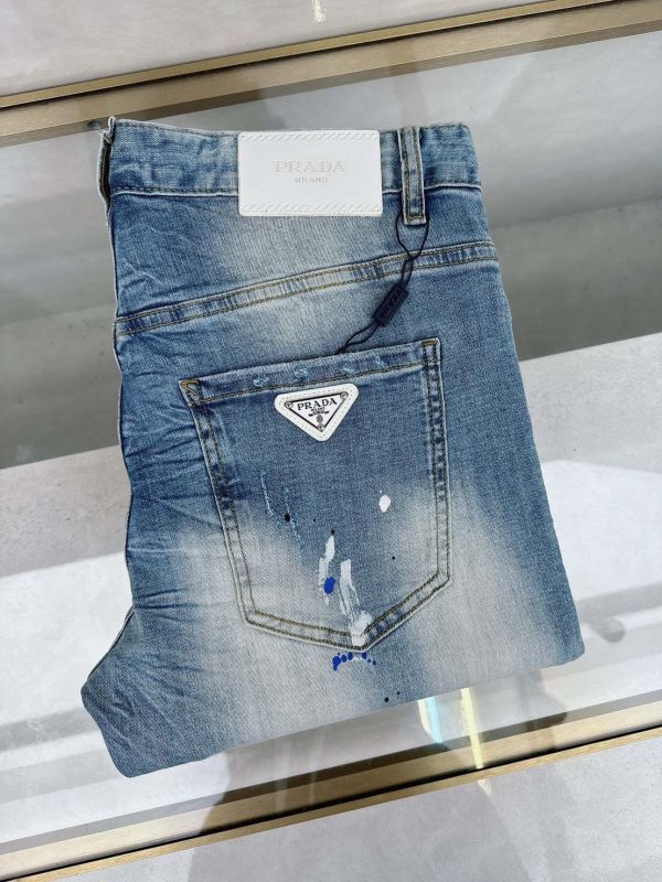 普拉達 2025春夏新款現貨上市 