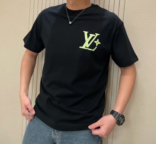 Lv  2025ss夏裝新專櫃同步 